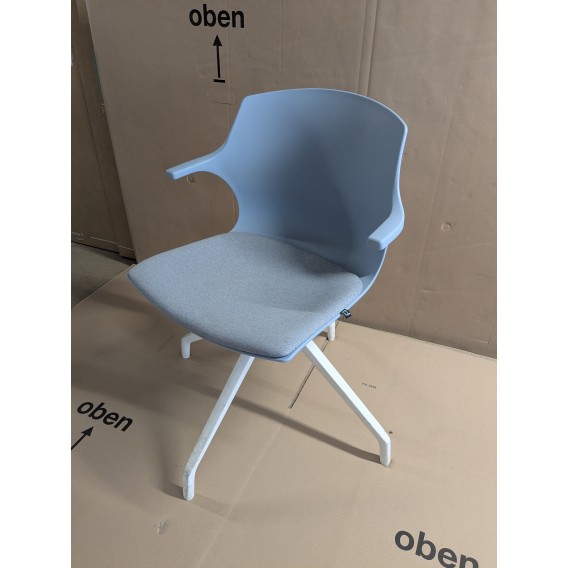 CHAISE COQUE BLEU CIEL ASSISE TISSU GRIS PIED BLANC