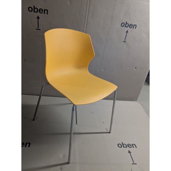 CHAISE JAUNE PIEDS METAL GRIS