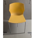 CHAISE JAUNE PIEDS METAL GRIS