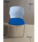 CHAISE COQUE BLANCHE ASSISE TISSU BLEU PIEDS METAL GRIS