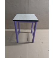 TABLE CHEVET PLATEAU MELAMINE CHENE CLAIR - EPOXY VIOLET